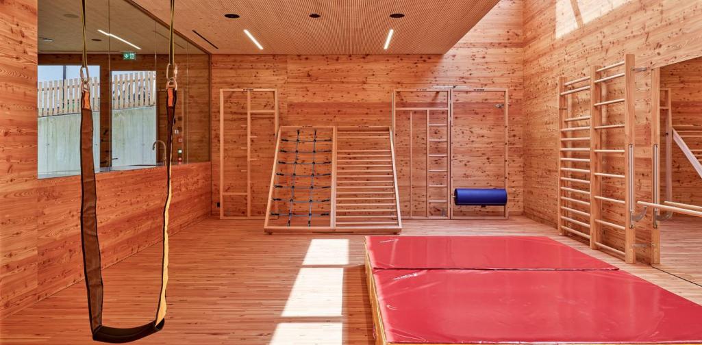 Kinderkrippe Turnsaal wett