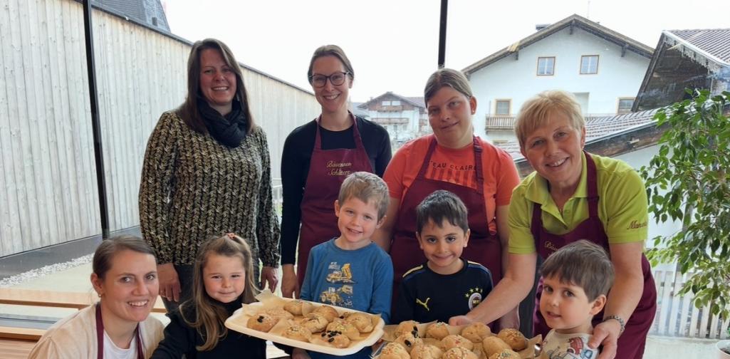 Backen mit Bäuerinnen