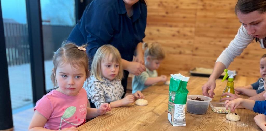Backen mit Bäuerinnen